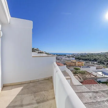 Gyaaim Castro (Lecce)