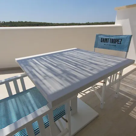 Gyaaim * Castro (Lecce)