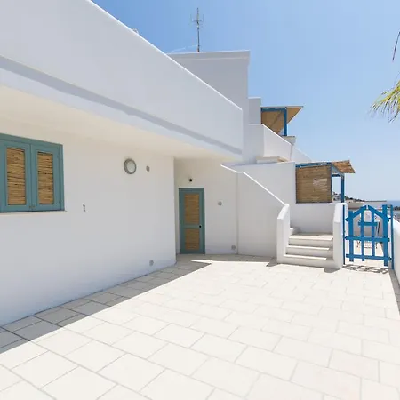 Gyaaim * Castro (Lecce)